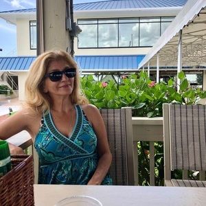 Meet your Posher, Nancy